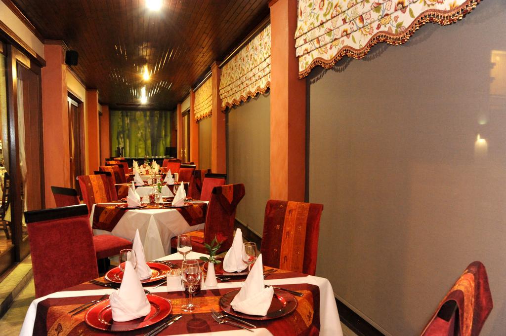 בלומפונטייין Anta Boga Hotel מראה חיצוני תמונה